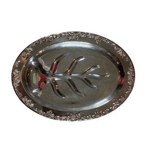 Vintage‎ Pilgrim Silverplate Oval Roast Carving Platter Grape Vine Border